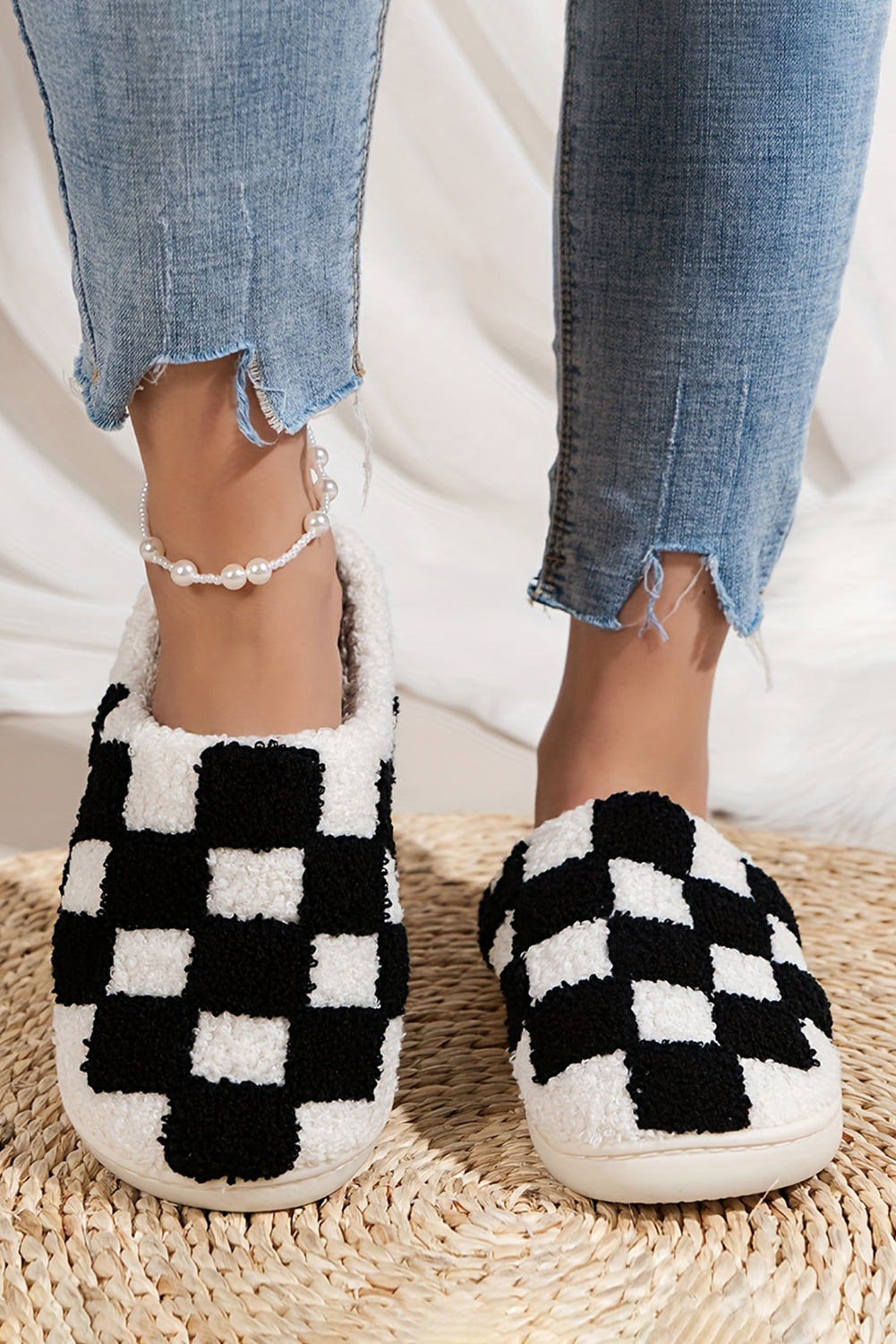 Black Checkered Print Fuzzy Slip On Winter Slippers